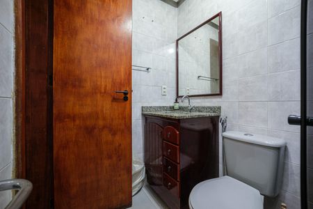 Apartamento à venda com 77m², 2 quartos e 1 vagaBanheiro Social