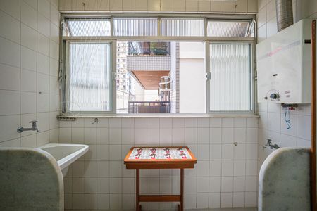 Apartamento à venda com 77m², 2 quartos e 1 vagaÁrea de Serviço