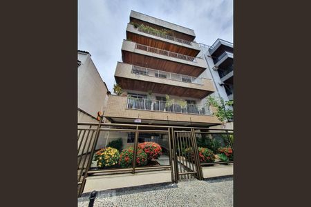 Apartamento à venda com 77m², 2 quartos e 1 vagaFachada