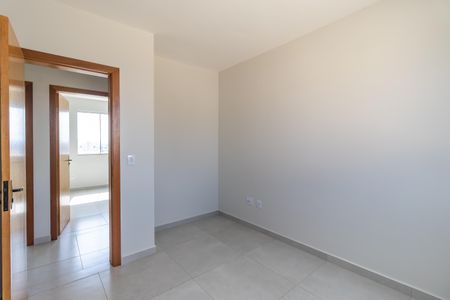 Quarto 1 de apartamento para alugar com 3 quartos, 70m² em Vila Jardim Leblon, Belo Horizonte