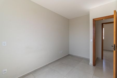 Quarto 2 de apartamento para alugar com 3 quartos, 70m² em Vila Jardim Leblon, Belo Horizonte