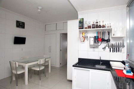 Apartamento à venda com 153m², 3 quartos e 1 vagaCozinha