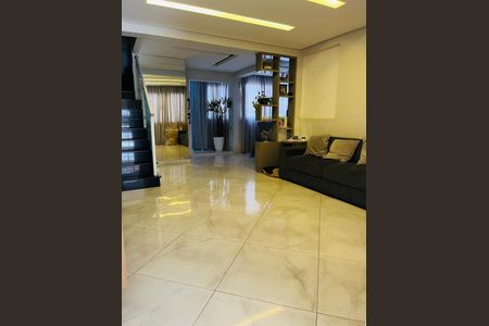 Casa à venda com 160m², 3 quartos e 3 vagasFoto 06