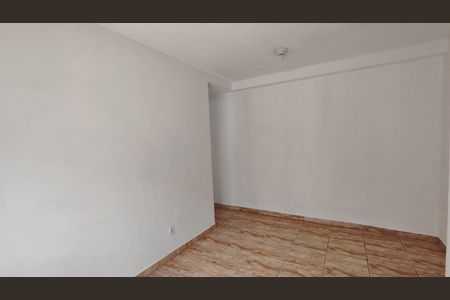 Sala de apartamento para alugar com 3 quartos, 48m² em Jardim Sao Miguel, Ferraz de Vasconcelos