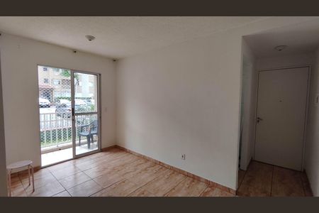 Sala de apartamento para alugar com 3 quartos, 48m² em Jardim Sao Miguel, Ferraz de Vasconcelos