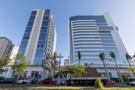 Apartamento à venda com 38m², 1 quarto e 1 vagaFoto 01