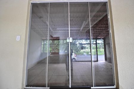 Casa para alugar com 276m², 3 quartos e 2 vagas