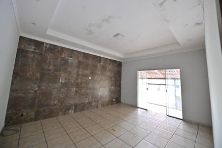 Casa para alugar com 276m², 3 quartos e 2 vagas