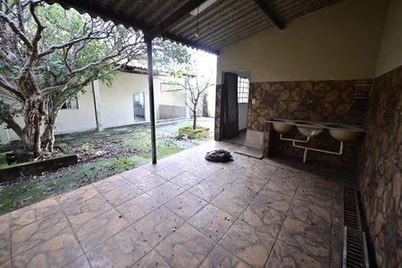 Casa para alugar com 276m², 3 quartos e 2 vagas