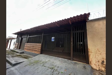 Casa para alugar com 276m², 3 quartos e 2 vagas