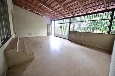 Casa para alugar com 276m², 3 quartos e 2 vagas