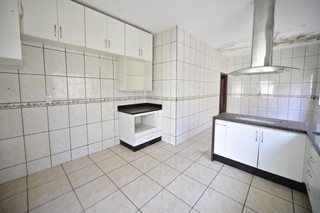 Casa para alugar com 276m², 3 quartos e 2 vagas