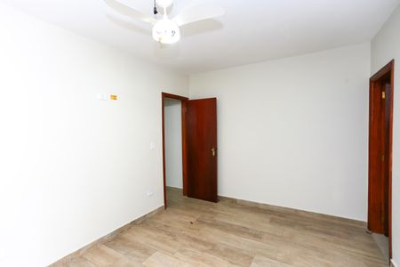 Casa para alugar com 175m², 4 quartos e 2 vagassuíte 