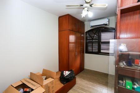 Casa para alugar com 175m², 4 quartos e 2 vagasquarto 1