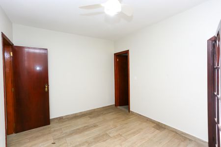 Casa para alugar com 175m², 4 quartos e 2 vagassuíte 