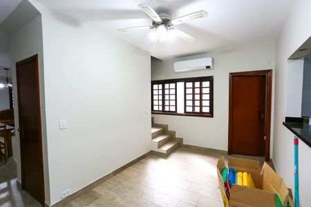 Casa para alugar com 175m², 4 quartos e 2 vagasSala 2