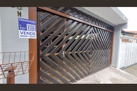 Casa para alugar com 175m², 4 quartos e 2 vagasFachada