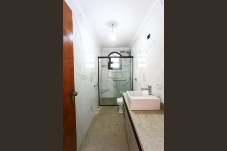 Casa para alugar com 175m², 4 quartos e 2 vagasBanheiro