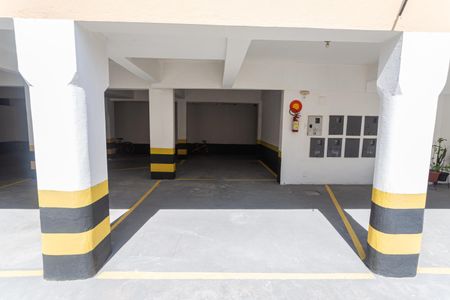 Apartamento à venda com 170m², 5 quartos e 2 vagas Apartamento à venda com 170m², 5 quartos e 2 vagasGaragem