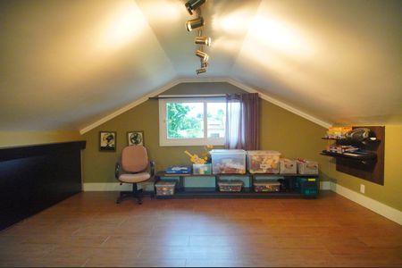 Casa de condomínio à venda com 124m², 3 quartos e 2 vagassotão