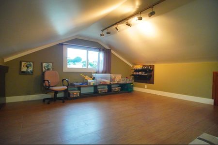 Casa de condomínio à venda com 124m², 3 quartos e 2 vagassotão