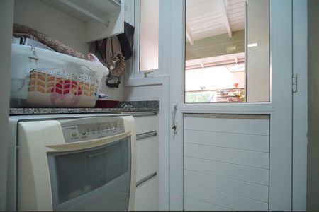 Casa de condomínio à venda com 124m², 3 quartos e 2 vagasÁrea de Serviço