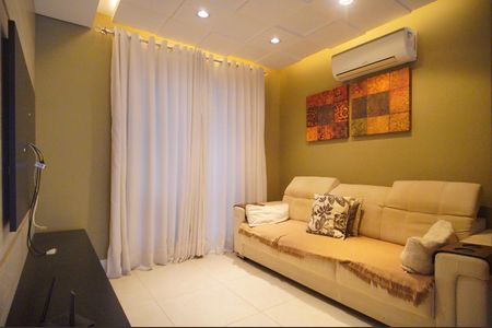 Casa de condomínio à venda com 124m², 3 quartos e 2 vagasSala 