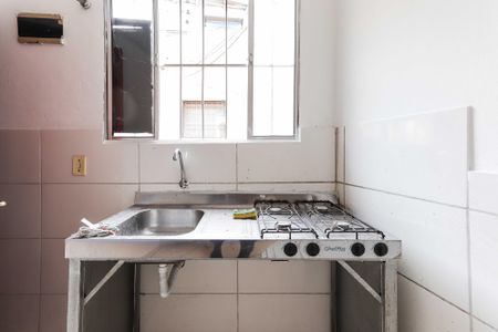 Studio - Quarto e Cozinha de kitnet/studio para alugar com 1 quarto, 30m² em Cidade dos Bandeirantes, São Paulo