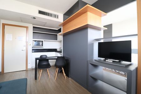 Sala de apartamento para alugar com 1 quarto, 40m² em Saraiva, Uberlândia