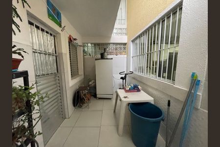 Casa à venda com 250m², 4 quartos e 3 vagasÁrea de Serviço