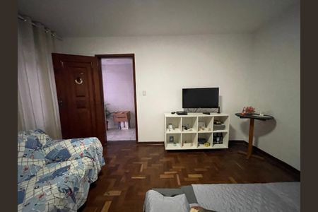 Casa à venda com 250m², 4 quartos e 3 vagasSala