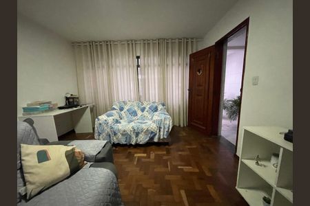 Casa à venda com 250m², 4 quartos e 3 vagasSala