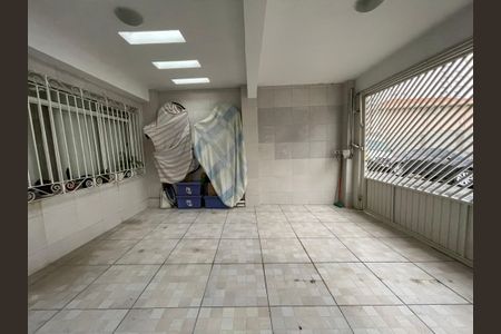 Casa à venda com 250m², 4 quartos e 3 vagasGaragem