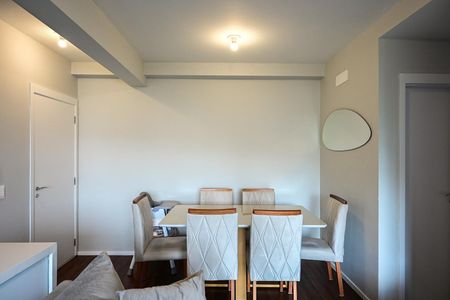 Apartamento à venda com 65m², 2 quartos e 1 vagaSala de Jantar