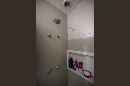 Apartamento à venda com 65m², 2 quartos e 1 vagaBanheiro Suíte