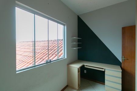 Casa para alugar com 120m², 2 quartos e sem vaga