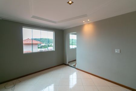 Casa para alugar com 120m², 2 quartos e sem vaga