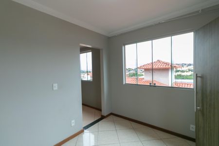 Casa para alugar com 120m², 2 quartos e sem vaga