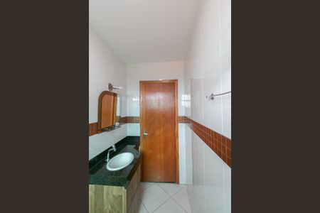 Casa para alugar com 120m², 2 quartos e sem vaga