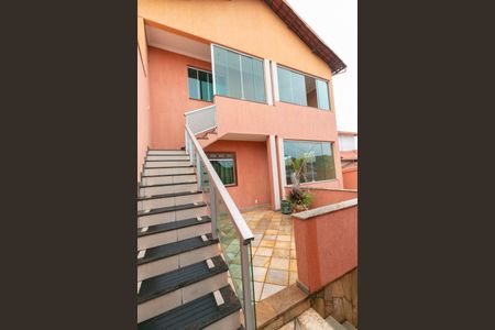 Casa para alugar com 120m², 2 quartos e sem vaga