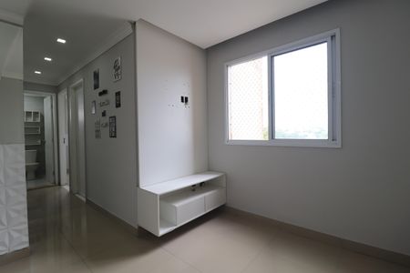 Sala de apartamento para alugar com 2 quartos, 44m² em Jardim Utinga, Santo André
