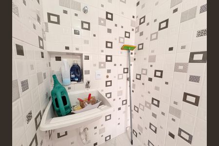 Casa à venda com 161m², 3 quartos e 1 vagaÁrea de Serviço