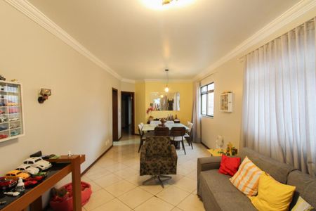 Apartamento à venda com 236m², 4 quartos e 4 vagasSala 1