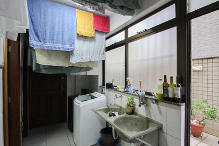 Apartamento à venda com 236m², 4 quartos e 4 vagasÁrea de Serviço