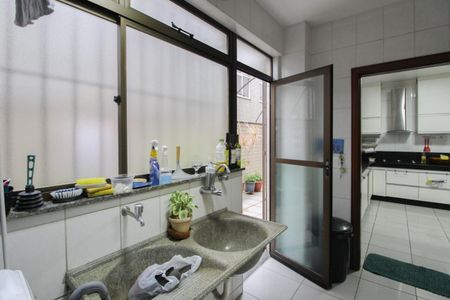 Apartamento à venda com 236m², 4 quartos e 4 vagasÁrea de Serviço