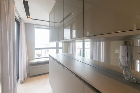 Apartamento para alugar com 102m², 1 quarto e 2 vagas Apartamento para alugar com 102m², 1 quarto e 2 vagasCozinha