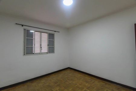 Casa para alugar com 170m², 3 quartos e 2 vagasQuarto 2