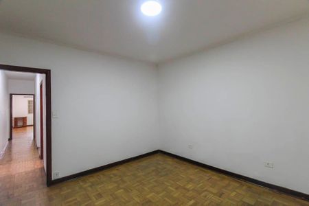 Casa para alugar com 170m², 3 quartos e 2 vagasQuarto 2