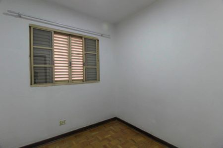 Casa para alugar com 170m², 3 quartos e 2 vagasQuarto 3