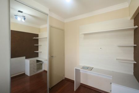 Apartamento à venda com 78m², 3 quartos e 2 vagasQuarto 2
